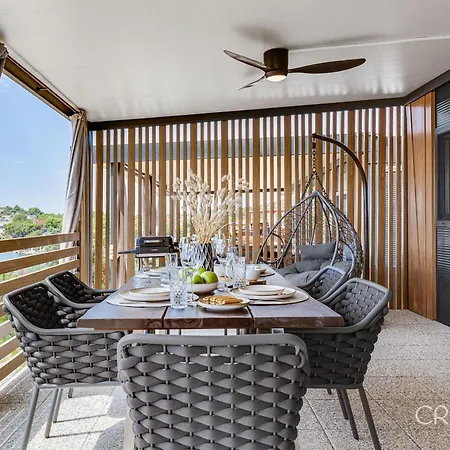 Mobile Altura Luxury Sea View Retreat