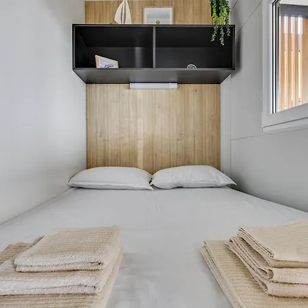 캠프장 Mobile Altura Luxury Sea View Retreat 드라게